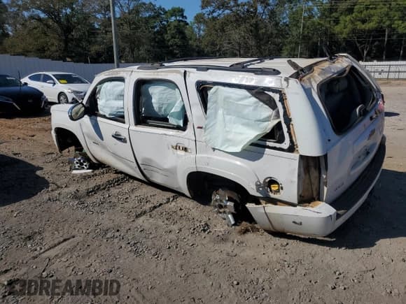 ✅ 2011 Chevrolet Tahoe LT • VIN: 1GNSCBE07BR381078 • Lot: 86639485. Listed on Copart with Not provided. Free auction sales archive from the USA and detailed vehicle history report at DreamBid. Image 2.