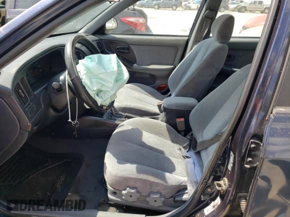 2005 Hyundai Elantra GLS с VIN KMHDN46D65U932381, выставлен на аукционе Copart как лот 67053794 с пробегом 156 868 миль миль и На запчасти • Non repairable. История ставок и продаж доступна на DreamBid. Изображение 7.