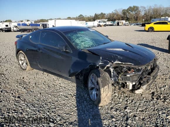 2013 Hyundai Genesis Coupe R-Spec с VIN KMHHT6KD6DU105021, выставлен на аукционе Copart как лот 83392894 с пробегом 215 664 миль миль и Списание • Salvage title. История ставок и продаж доступна на DreamBid. Изображение 4.