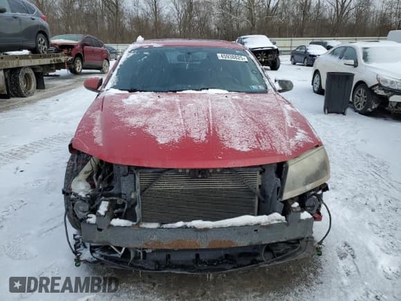 ✅ 2013 Dodge Avenger SXT • VIN: 1C3CDZCB9DN675958 • Lot: 45938825. Wystawiony na Copart z przebiegiem 159 610 mil. Bezpłatny archiwum sprzedaży aukcyjnych z USA i szczegółowy raport historii pojazdu na DreamBid. Zdjęcie 5.