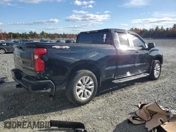 ✅ 2021 Chevrolet Silverado 1500 Custom • VIN: 1GCRYBEK5MZ374515 • Lot: 84829115. Listed on Copart with 61,724 mi. Free auction sales archive from the USA and detailed vehicle history report at DreamBid. Image 3.