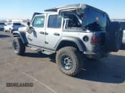 ✅ 2021 Jeep Wrangler Unlimited Sport S • VIN: 1C4HJXDG4MW711834 • Lot: 43638306. Wystawiony na IAAI z przebiegiem 51 789 mil. Bezpłatny archiwum sprzedaży aukcyjnych z USA i szczegółowy raport historii pojazdu na DreamBid. Zdjęcie 3.