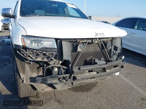 ✅ 2015 Jeep Grand Cherokee Limited • VIN: 1C4RJEBG6FC755043 • Лот: 43533911. Опубликован ранее на IAAI с пробегом 154 195 миль. Бесплатный доступ к архиву аукционных продаж из США и подробный отчёт об истории автомобиля на DreamBid. Изображение 19.