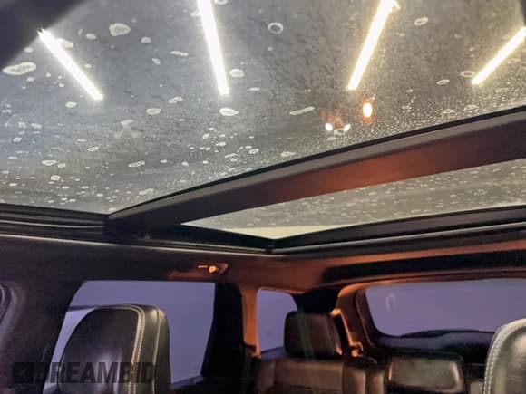 ✅ 2014 Jeep Grand Cherokee SRT-8 • VIN: 1C4RJFDJ7EC135377 • Lot: 93749405. Wystawiony na Copart z przebiegiem 115 197 mil. Bezpłatny archiwum sprzedaży aukcyjnych z USA i szczegółowy raport historii pojazdu na DreamBid. Zdjęcie 12.