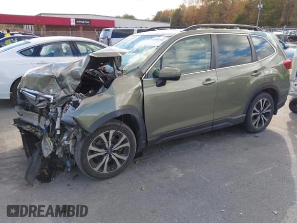 ✅ 2019 Subaru Forester Limited • VIN: JF2SKAUC3KH479887 • Лот: 43587592. Опубликован ранее на IAAI с пробегом 135 743 миль. Бесплатный доступ к архиву аукционных продаж из США и подробный отчёт об истории автомобиля на DreamBid. Изображение 2.