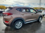 ✅ 2017 Hyundai Tucson SE • VIN: KM8J3CA45HU276205 • Лот: 87124935. Опубликован ранее на Copart с пробегом Не указан. Бесплатный доступ к архиву аукционных продаж из США и подробный отчёт об истории автомобиля на DreamBid. Изображение 3.