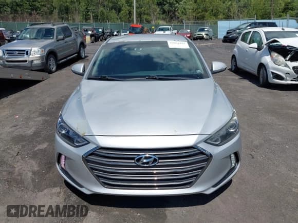 ✅ 2017 Hyundai Elantra SE • VIN: 5NPD84LF4HH093928 • Lot: 43064107. Listed on IAAI with 101,443 mi. Free auction sales archive from the USA and detailed vehicle history report at DreamBid. Image 12.