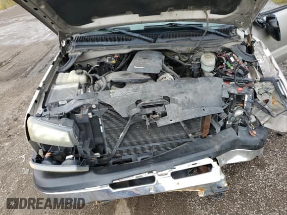 ✅ 2004 Chevrolet Silverado 1500 Work Truck • VIN: 1GCEC19V54E204447 • Лот: 76116284. Опубликован ранее на Copart с пробегом 285 385 миль. Бесплатный доступ к архиву аукционных продаж из США и подробный отчёт об истории автомобиля на DreamBid. Изображение 11.