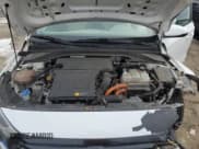 ✅ 2017 Hyundai Ioniq Blue • VIN: KMHC65LC4HU022081 • Lot: 46583135. Wystawiony na Copart z przebiegiem 171 912 mil. Bezpłatny archiwum sprzedaży aukcyjnych z USA i szczegółowy raport historii pojazdu na DreamBid. Zdjęcie 13.