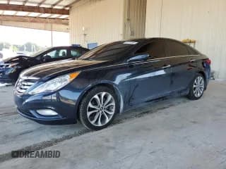 ✅ 2013 Hyundai Sonata SE • VIN: 5NPEC4AB9DH794171 • Lot: 90731365. Listed on Copart with 126,225 mi. Free auction sales archive from the USA and detailed vehicle history report at DreamBid. Image 1.