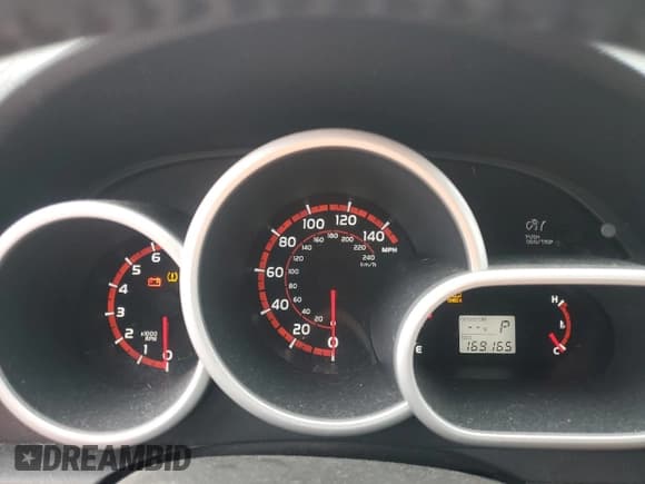 ✅ 2009 Pontiac Vibe GT • VIN: 5Y2SR67009Z421765 • Lot: 85848965. Listed on Copart with 169,165 mi. Free auction sales archive from the USA and detailed vehicle history report at DreamBid. Image 9.