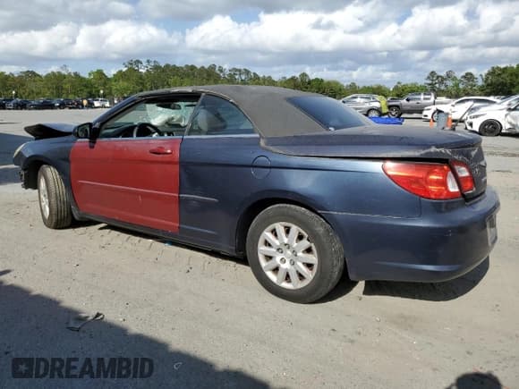 ✅ 2008 Chrysler Sebring LX • VIN: 1C3LC45K68N171263 • Lot: 53200325. Listed on Copart with 240,975 mi. Free auction sales archive from the USA and detailed vehicle history report at DreamBid. Image 2.