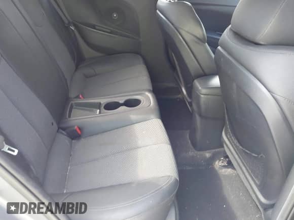 2015 Hyundai Veloster RE:FLEX с VIN KMHTC6AD5FU231708, выставлен на аукционе IAAI как лот 43283728 с пробегом 123 785 миль миль и . История ставок и продаж доступна на DreamBid. Изображение 8.