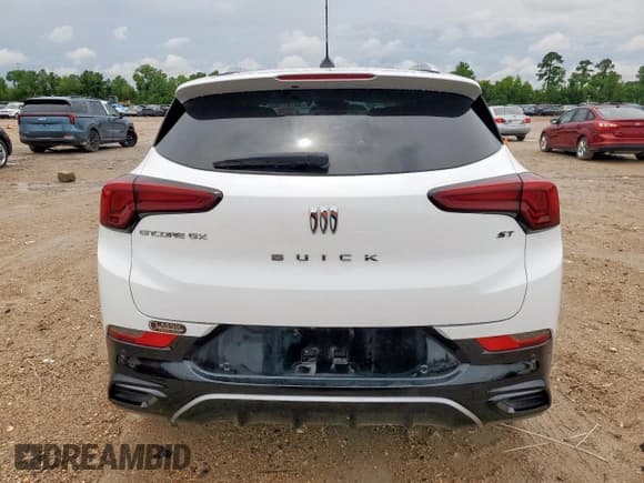 ✅ 2024 Buick Encore GX Sport Touring • VIN: KL4AMDSL6RB059198 • Lot: 60701795. Wystawiony na Copart z przebiegiem 21 401 mil. Bezpłatny archiwum sprzedaży aukcyjnych z USA i szczegółowy raport historii pojazdu na DreamBid. Zdjęcie 6.