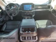 ✅ 2021 Ford F-150 Lariat • VIN: 1FTFW1E82MKD93670 • Лот: 64323755. Опубликован ранее на Copart с пробегом 55 167 миль. Бесплатный доступ к архиву аукционных продаж из США и подробный отчёт об истории автомобиля на DreamBid. Изображение 8.