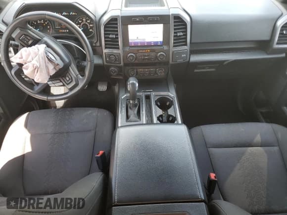 ✅ 2020 Ford F-150 XL • VIN: 1FTFX1E50LFC20319 • Lot: 84537745. Listed on Copart with 51,324 mi. Free auction sales archive from the USA and detailed vehicle history report at DreamBid. Image 8.