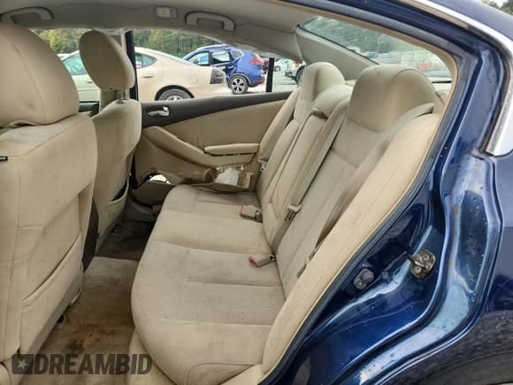 ✅ 2010 Nissan Altima S • VIN: 1N4AL2AP5AC178768 • Lot: 84025175. Listed on Copart with 116,748 mi. Free auction sales archive from the USA and detailed vehicle history report at DreamBid. Image 10.