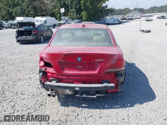 ✅ 2012 BMW 1 Series 128i • VIN: WBAUP7C55CVP22680 • Lot: 36517174. Listed on IAAI with 153,066 mi. Free auction sales archive from the USA and detailed vehicle history report at DreamBid. Image 15.