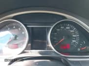 ✅ 2008 Audi Q7 Premium • VIN: WA1EV74L58D028945 • Lot: 42681836. Wystawiony na IAAI z przebiegiem 156 196 mil. Bezpłatny archiwum sprzedaży aukcyjnych z USA i szczegółowy raport historii pojazdu na DreamBid. Zdjęcie 7.