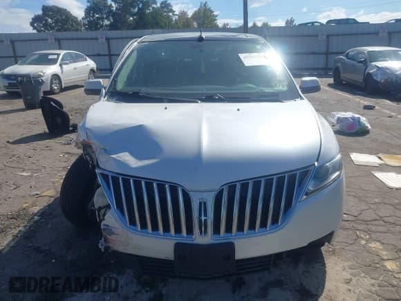 ✅ 2013 Lincoln MKX • VIN: 2LMDJ8JK2DBL23919 • Lot: 43427316. Listed on IAAI with 218,766 mi. Free auction sales archive from the USA and detailed vehicle history report at DreamBid. Image 12.