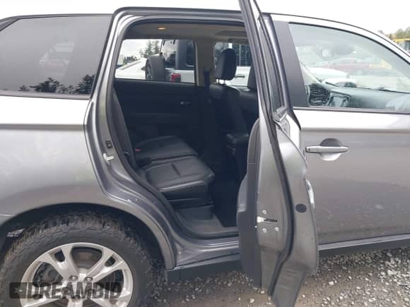 2014 Mitsubishi Outlander SE с VIN JA4AZ3A36EZ019301, выставлен на аукционе IAAI как лот 43431533 с пробегом 139 769 миль миль и . История ставок и продаж доступна на DreamBid. Изображение 8.