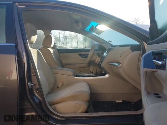 ✅ 2013 Nissan Altima SL • VIN: 1N4AL3AP8DC249097 • Лот: 43769223. Опубликован ранее на IAAI с пробегом 158 659 миль. Бесплатный доступ к архиву аукционных продаж из США и подробный отчёт об истории автомобиля на DreamBid. Изображение 5.