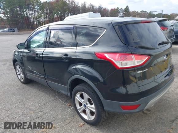✅ 2015 Ford Escape SE • VIN: 1FMCU9G92FUB41949 • Lot: 43705677. Listed on IAAI with 182,500 mi. Free auction sales archive from the USA and detailed vehicle history report at DreamBid. Image 3.