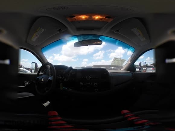 ✅ 2014 Chevrolet Silverado 2500HD Work Truck • VIN: 1GB0CVCG6EF132038 • Lot: 42552725. Wystawiony na IAAI z przebiegiem 251 569 mil. Bezpłatny archiwum sprzedaży aukcyjnych z USA i szczegółowy raport historii pojazdu na DreamBid. Zdjęcie 18.