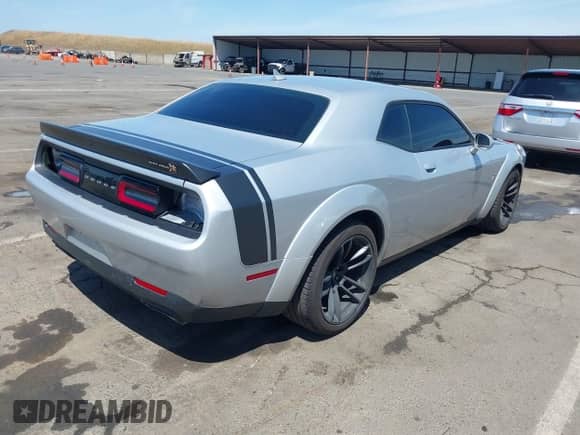 ✅ 2020 Dodge Challenger R/T Scat Pack • VIN: 2C3CDZFJ4LH222504 • Lot: 42283321. Wystawiony na IAAI z przebiegiem 9 098 mil. Bezpłatny archiwum sprzedaży aukcyjnych z USA i szczegółowy raport historii pojazdu na DreamBid. Zdjęcie 4.