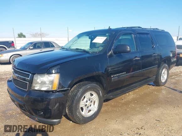 ✅ 2007 Chevrolet Suburban LTZ • VIN: 1GNFC16067R362023 • Лот: 43913023. Опубликован ранее на IAAI с пробегом 147 542 миль. Бесплатный доступ к архиву аукционных продаж из США и подробный отчёт об истории автомобиля на DreamBid. Изображение 2.
