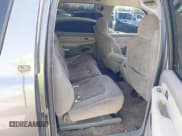 ✅ 2000 Chevrolet Suburban LS • VIN: 3GNEC16T2YG104878 • Лот: 40464441. Опубликован ранее на IAAI с пробегом 233 868 миль. Бесплатный доступ к архиву аукционных продаж из США и подробный отчёт об истории автомобиля на DreamBid. Изображение 8.