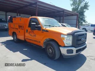 ✅ 2012 Ford F-250 XL • VIN: 1FDBF2A66CEB10981 • Lot: 42108613. Listed on IAAI with 287,489 mi. Free auction sales archive from the USA and detailed vehicle history report at DreamBid. Image 1.