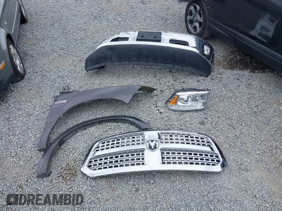 ✅ 2017 Ram 1500 Laramie • VIN: 1C6RR7VT1HS759515 • Lot: 42672289. Wystawiony na IAAI z przebiegiem 68 664 mil. Bezpłatny archiwum sprzedaży aukcyjnych z USA i szczegółowy raport historii pojazdu na DreamBid. Zdjęcie 12.