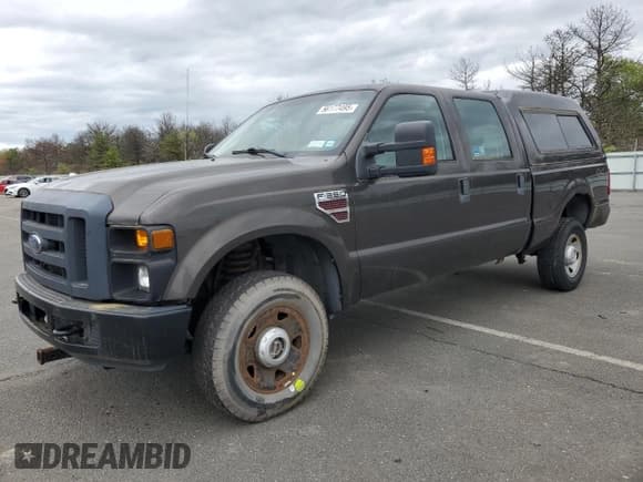 ✅ 2008 Ford F-350 XL • VIN: 1FTWW31R28EB32778 • Lot: 56177495. Listed on Copart with 136,167 mi. Free auction sales archive from the USA and detailed vehicle history report at DreamBid. Image 1.