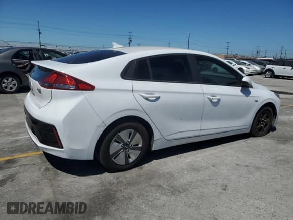 ✅ 2019 Hyundai Ioniq Blue • VIN: KMHC65LC0KU151751 • Лот: 56518925. Опубликован ранее на Copart с пробегом 264 831 миль. Бесплатный доступ к архиву аукционных продаж из США и подробный отчёт об истории автомобиля на DreamBid. Изображение 3.