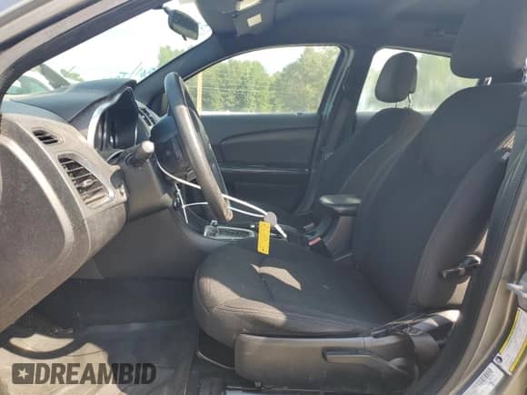 2013 Dodge Avenger SE z VIN 1C3CDZAB7DN752331, wystawiony jako Copart lot #63833124 z przebiegiem 156 112 mil mil oraz Szkoda całkowita • Salvage title. Historia ofert i sprzedaży dostępna na DreamBid. Obrazek 7.