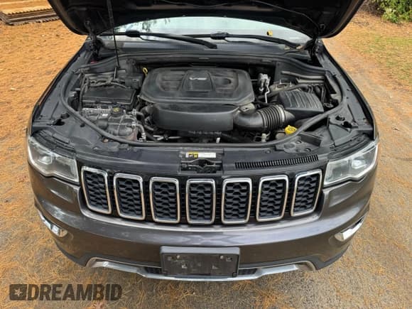 ✅ 2019 Jeep Grand Cherokee Limited • VIN: 1C4RJFBG6KC589168 • Лот: 92723745. Опубликован ранее на Copart с пробегом 141 218 миль. Бесплатный доступ к архиву аукционных продаж из США и подробный отчёт об истории автомобиля на DreamBid. Изображение 7.