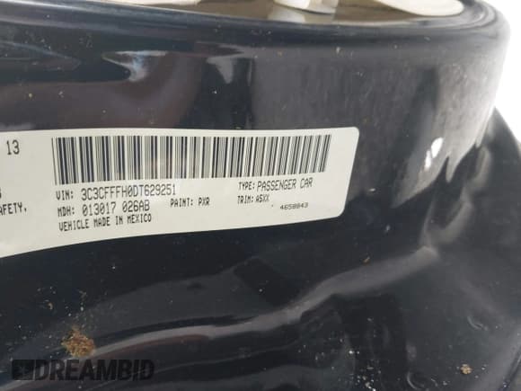 ✅ 2012 FIAT 500 Abarth • VIN: 3C3CFFFH5CT339537 • Lot: 43367122. Wystawiony na IAAI z przebiegiem 96 338 mil. Bezpłatny archiwum sprzedaży aukcyjnych z USA i szczegółowy raport historii pojazdu na DreamBid. Zdjęcie 9.