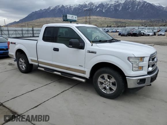 ✅ 2015 Ford F-150 XLT • VIN: 1FTEX1EPXFKF23424 • Lot: 51286555. Listed on Copart with 259,126 mi. Free auction sales archive from the USA and detailed vehicle history report at DreamBid. Image 4.