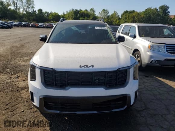 ✅ 2025 Kia Sorento X-Line EX • VIN: 5XYRHDJF8SG393639 • Lot: 81247785. Wystawiony na Copart z przebiegiem 302 mil. Bezpłatny archiwum sprzedaży aukcyjnych z USA i szczegółowy raport historii pojazdu na DreamBid. Zdjęcie 5.