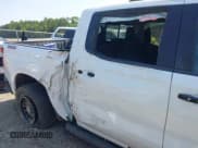 ✅ 2022 Chevrolet Silverado 1500 LT Trail Boss • VIN: 1GCPYFED7NZ146324 • Lot: 42416840. Wystawiony na IAAI z przebiegiem 69 309 mil. Bezpłatny archiwum sprzedaży aukcyjnych z USA i szczegółowy raport historii pojazdu na DreamBid. Zdjęcie 6.