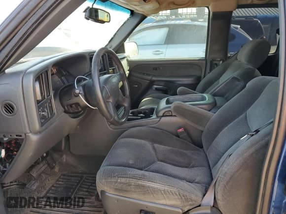 ✅ 2003 Chevrolet Silverado 1500 • VIN: 2GCEC19T131200006 • Лот: 50633925. Опубликован ранее на Copart с пробегом Не указан. Бесплатный доступ к архиву аукционных продаж из США и подробный отчёт об истории автомобиля на DreamBid. Изображение 7.