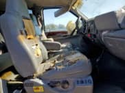 ✅ 2002 Ford F-250 XL • VIN: 1FTNW21F22EB77383 • Lot: 85870335. Wystawiony na Copart z przebiegiem Nie podano. Bezpłatny archiwum sprzedaży aukcyjnych z USA i szczegółowy raport historii pojazdu na DreamBid. Zdjęcie 7.