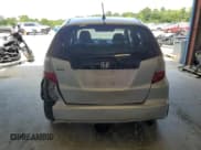 ✅ 2013 Honda Fit • VIN: JHMGE8G33DC024990 • Lot: 66719435. Wystawiony na Copart z przebiegiem 144 168 mil. Bezpłatny archiwum sprzedaży aukcyjnych z USA i szczegółowy raport historii pojazdu na DreamBid. Zdjęcie 6.