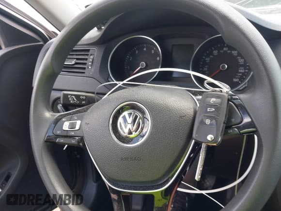 ✅ 2015 Volkswagen Jetta S • VIN: 3VW2K7AJ6FM427091 • Lot: 42696824. Listed on IAAI with 119,056 mi. Free auction sales archive from the USA and detailed vehicle history report at DreamBid. Image 11.