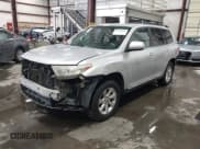 ✅ 2013 Toyota Highlander SE • VIN: 5TDZK3EH5DS132465 • Лот: 43560609. Опубликован ранее на IAAI с пробегом Не указан. Бесплатный доступ к архиву аукционных продаж из США и подробный отчёт об истории автомобиля на DreamBid. Изображение 2.