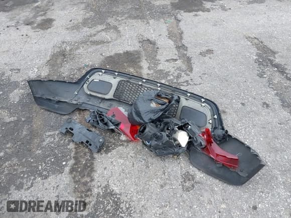 ✅ 2018 Jeep Grand Cherokee Altitude • VIN: 1C4RJEAG2JC428214 • Lot: 42661661. Wystawiony na IAAI z przebiegiem 81 859 mil. Bezpłatny archiwum sprzedaży aukcyjnych z USA i szczegółowy raport historii pojazdu na DreamBid. Zdjęcie 12.