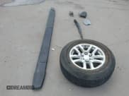 ✅ 2019 Chevrolet Silverado 1500 LT • VIN: 1GCPWCED4KZ134888 • Lot: 43114172. Wystawiony na IAAI z przebiegiem 77 993 mil. Bezpłatny archiwum sprzedaży aukcyjnych z USA i szczegółowy raport historii pojazdu na DreamBid. Zdjęcie 12.