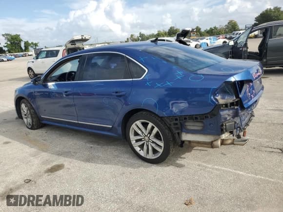 ✅ 2017 Volkswagen Passat SEL Premium • VIN: 1VWCT7A36HC076139 • Lot: 86068625. Listed on Copart with 103,841 mi. Free auction sales archive from the USA and detailed vehicle history report at DreamBid. Image 2.