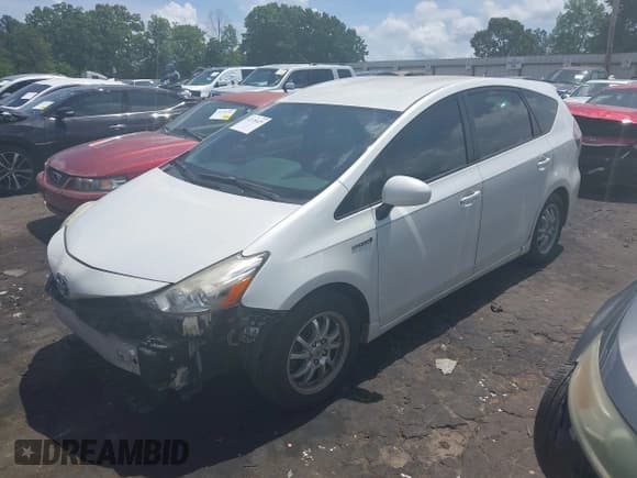 ✅ 2015 Toyota Prius Two • VIN: JTDZN3EU8FJ036043 • Lot: 42176629. Listed on IAAI with 154,939 mi. Free auction sales archive from the USA and detailed vehicle history report at DreamBid. Image 2.